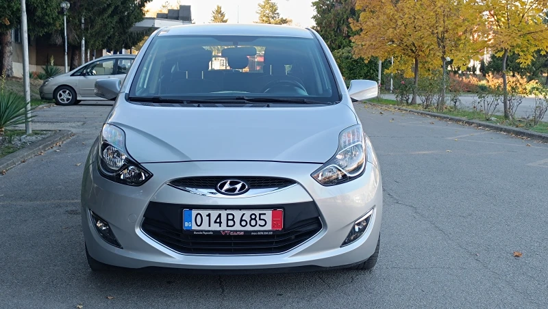 Hyundai Ix20 1.4i, снимка 8 - Автомобили и джипове - 47881305