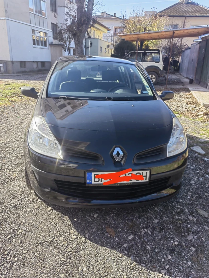 Renault Clio, снимка 2 - Автомобили и джипове - 48040793