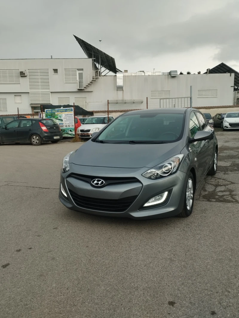 Hyundai I30 1.4 benzin , снимка 3 - Автомобили и джипове - 48250483