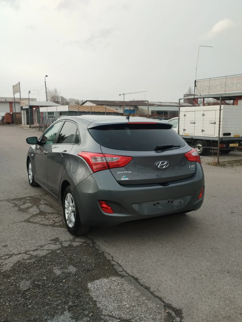 Hyundai I30 1.4 benzin , снимка 6 - Автомобили и джипове - 48250483