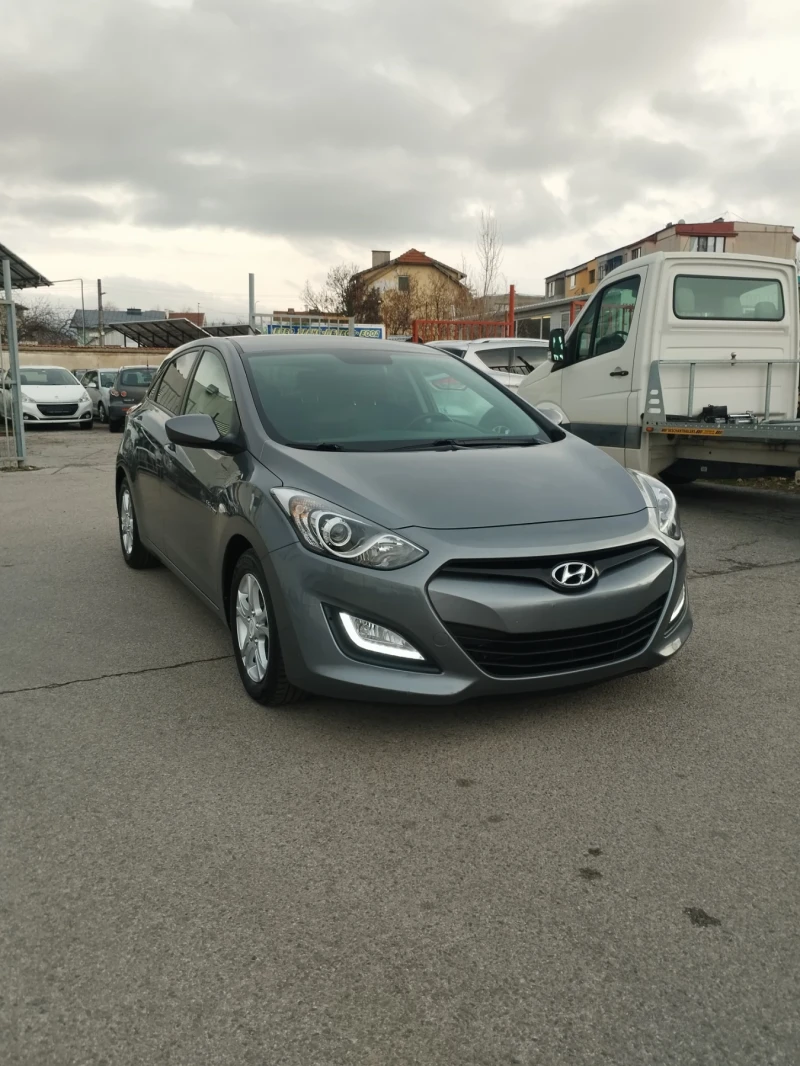 Hyundai I30 1.4 benzin , снимка 2 - Автомобили и джипове - 48250483