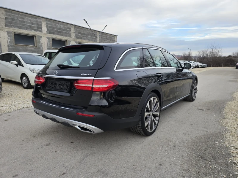 Mercedes-Benz E 220 ALLTERRAIN - 4MATIC - 9G Tronic, снимка 4 - Автомобили и джипове - 48417058