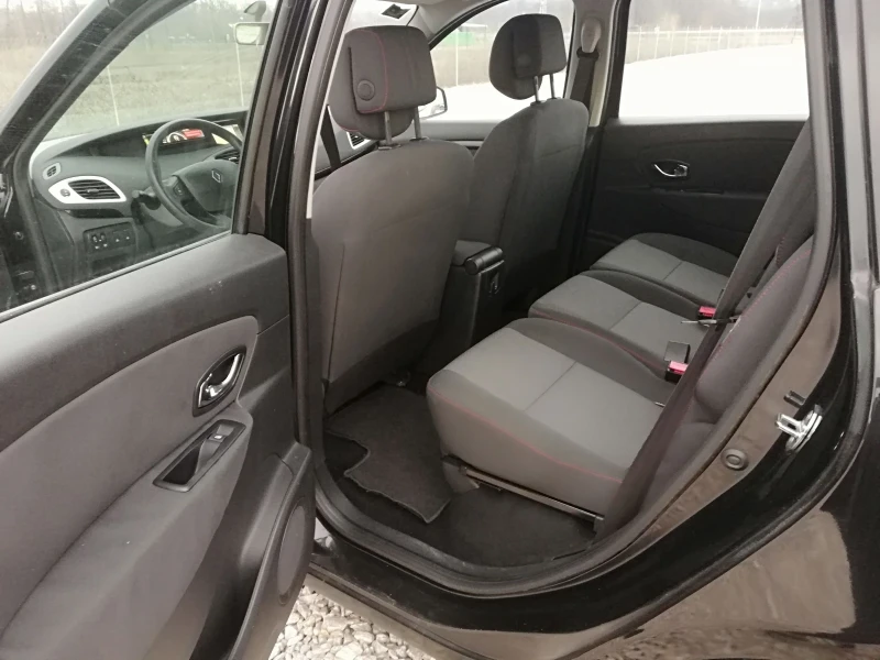 Renault Scenic 1.5dci kli navi, снимка 10 - Автомобили и джипове - 48581836