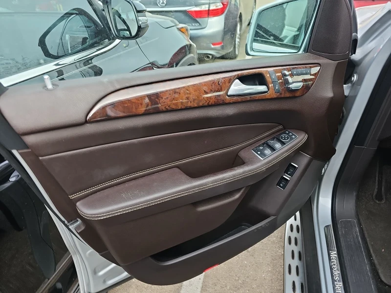 Mercedes-Benz GLS 450, снимка 10 - Автомобили и джипове - 48792835