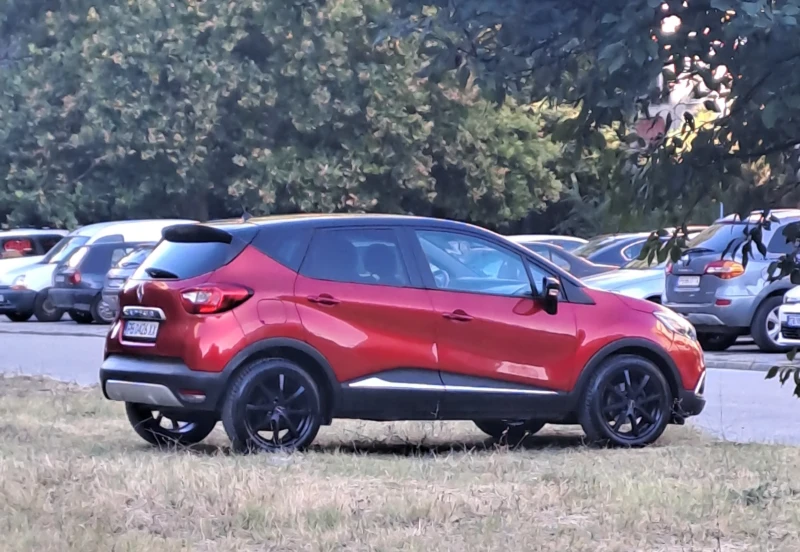 Renault Captur, снимка 4 - Автомобили и джипове - 48949023