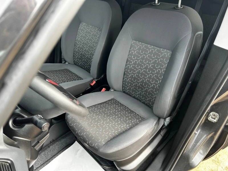 Fiat Doblo EURO 5 Klima, снимка 7 - Автомобили и джипове - 49398878