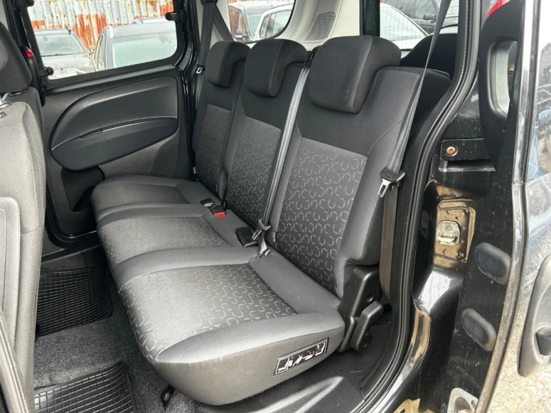 Fiat Doblo EURO 5 Klima, снимка 8 - Автомобили и джипове - 49398878