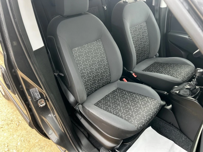 Fiat Doblo EURO 5 Klima, снимка 9 - Автомобили и джипове - 49398878