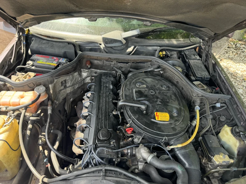 Mercedes-Benz 124 2.6 бензин , снимка 15 - Автомобили и джипове - 50215324