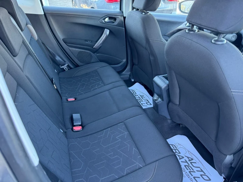 Peugeot 2008 1.2i СЕРВИЗНА ИСТОРИЯ^ЛИЗИНГ^БАРТЕР, снимка 12 - Автомобили и джипове - 52226717