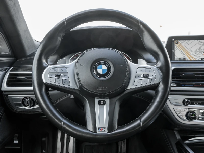BMW 750 xDrive, С РЕГИСТРАЦИЯ&АВТО КРЕДИТ, снимка 9 - Автомобили и джипове - 53289671