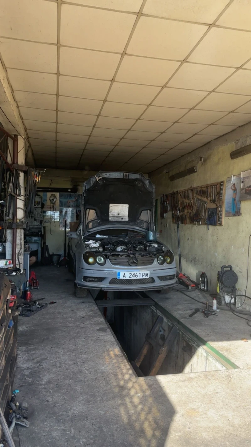 Mercedes-Benz CLK, снимка 2 - Автомобили и джипове - 53447321