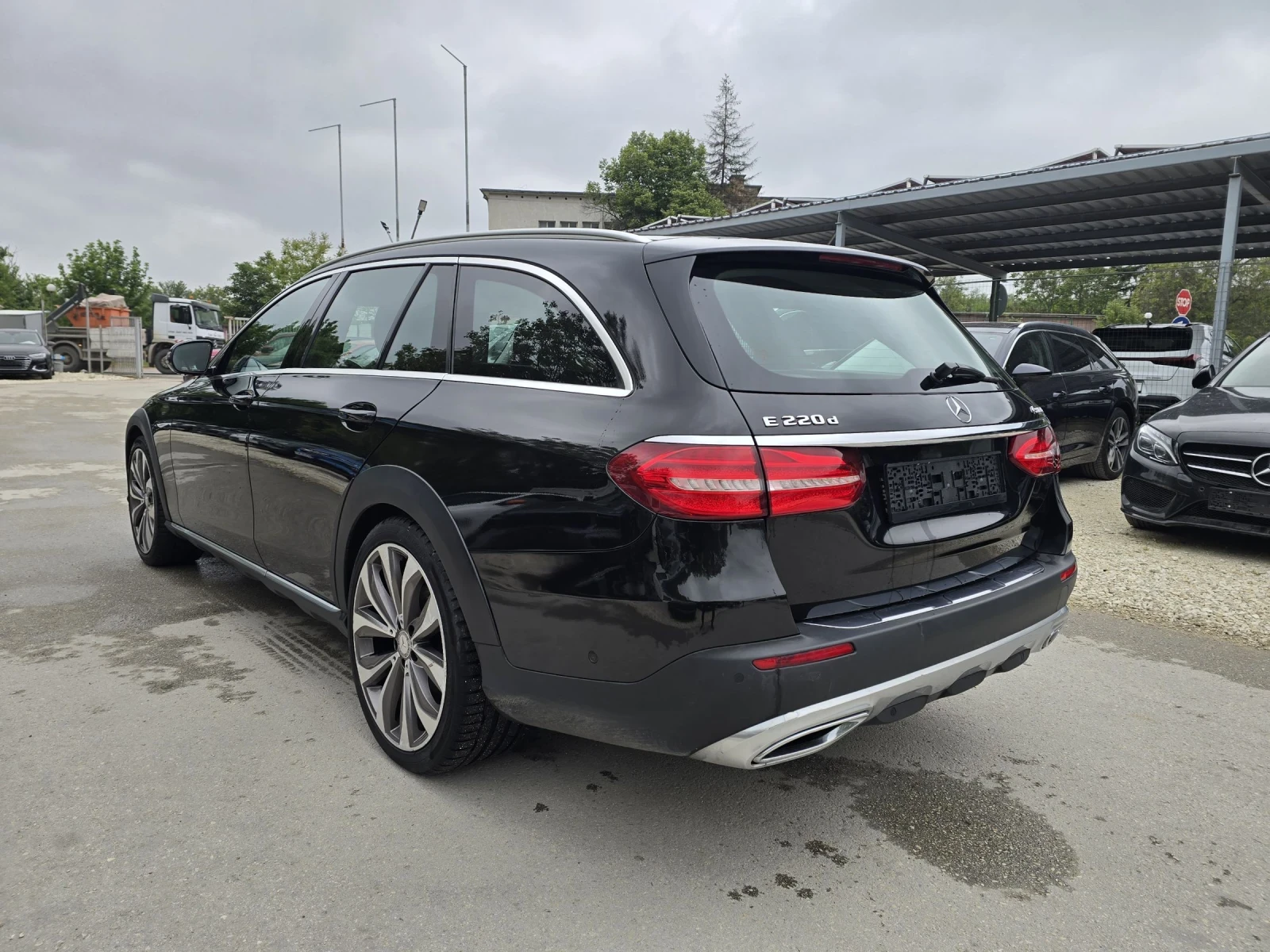 Mercedes-Benz E 220 ALLTERRAIN - 4MATIC - 9G Tronic - изображение 4