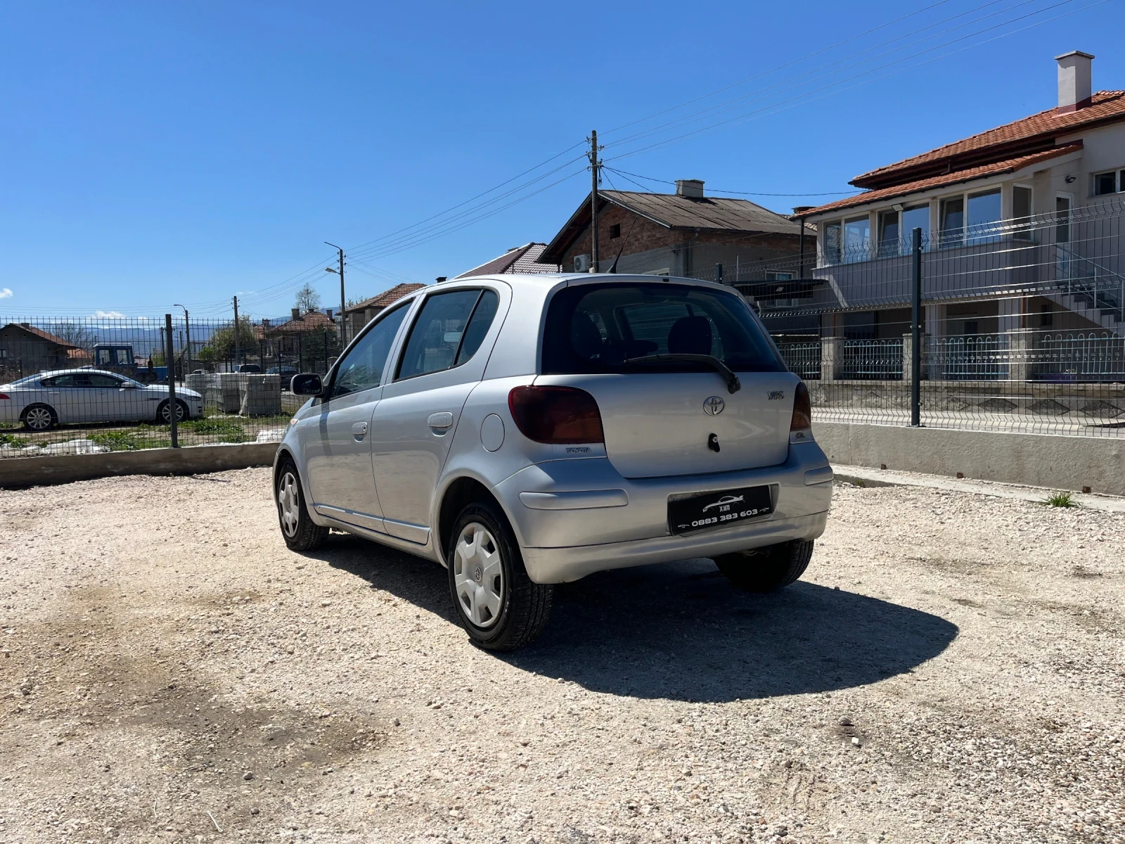 Toyota Yaris 1.4 - изображение 7