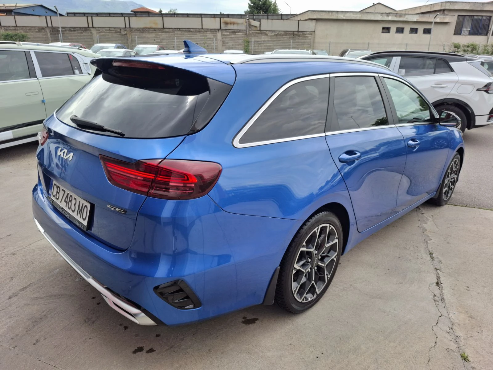 Kia Ceed 1.5 t GTLine Гаранция - изображение 4