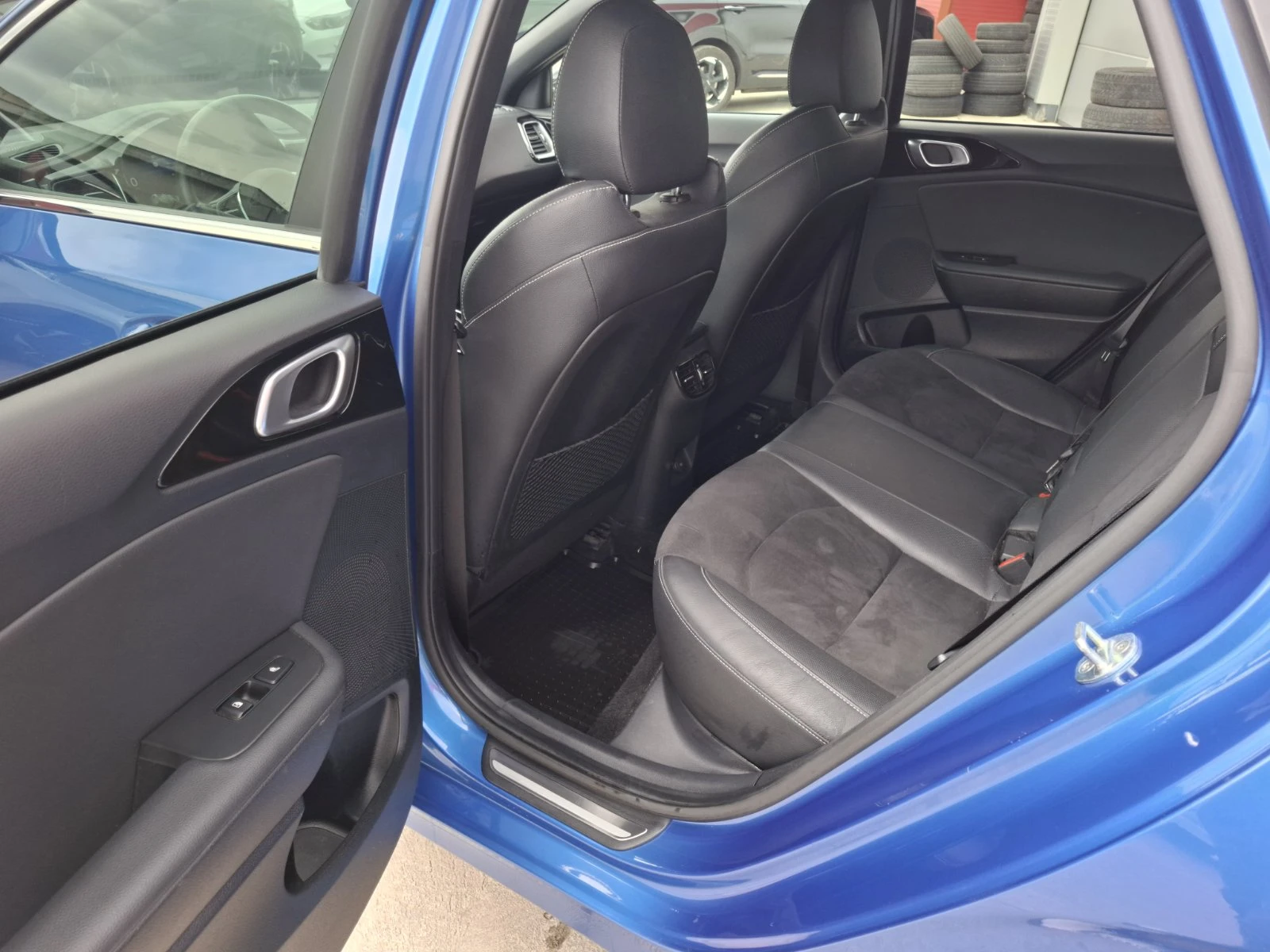 Kia Ceed 1.5 t GTLine Гаранция - изображение 7