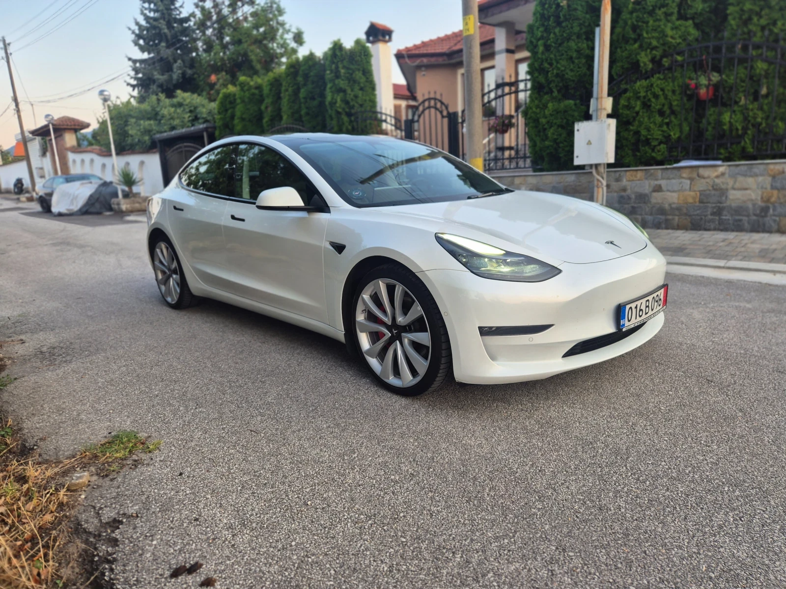 Tesla Model 3 21г-Facelift/Performance /Long Range - изображение 2