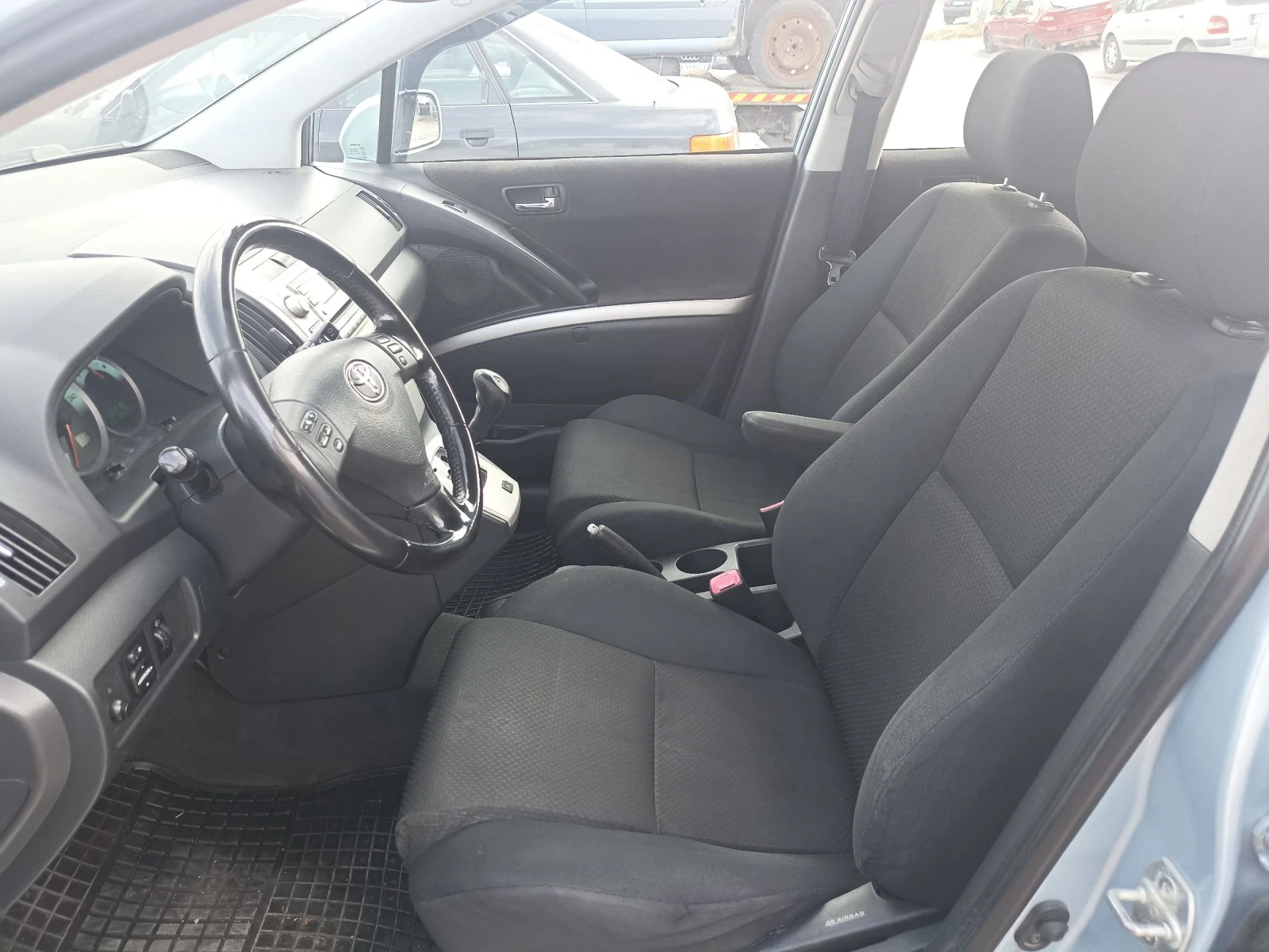 Toyota Corolla verso 1.8i LPG 6+ 1 - изображение 10