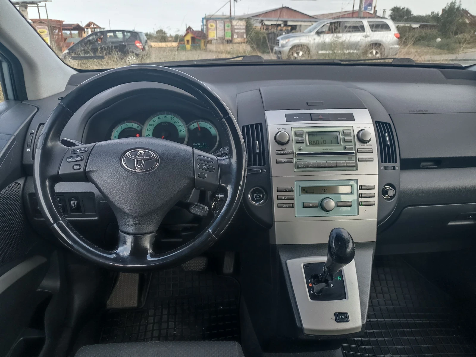 Toyota Corolla verso 1.8i LPG 6+ 1 - изображение 9