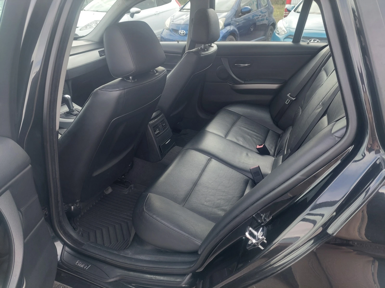 BMW 320 D НАВИ КОЖА КСЕНОН - изображение 9