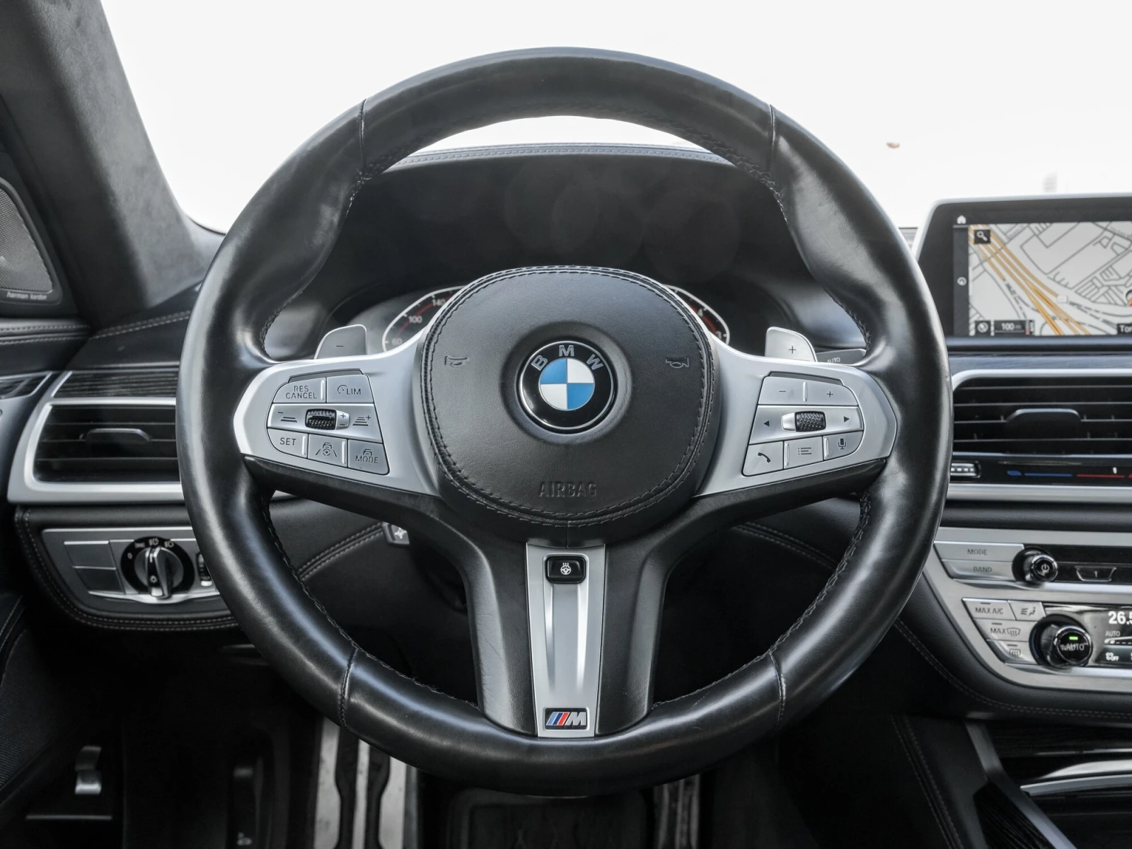 BMW 750 xDrive, С РЕГИСТРАЦИЯ&АВТО КРЕДИТ - изображение 9