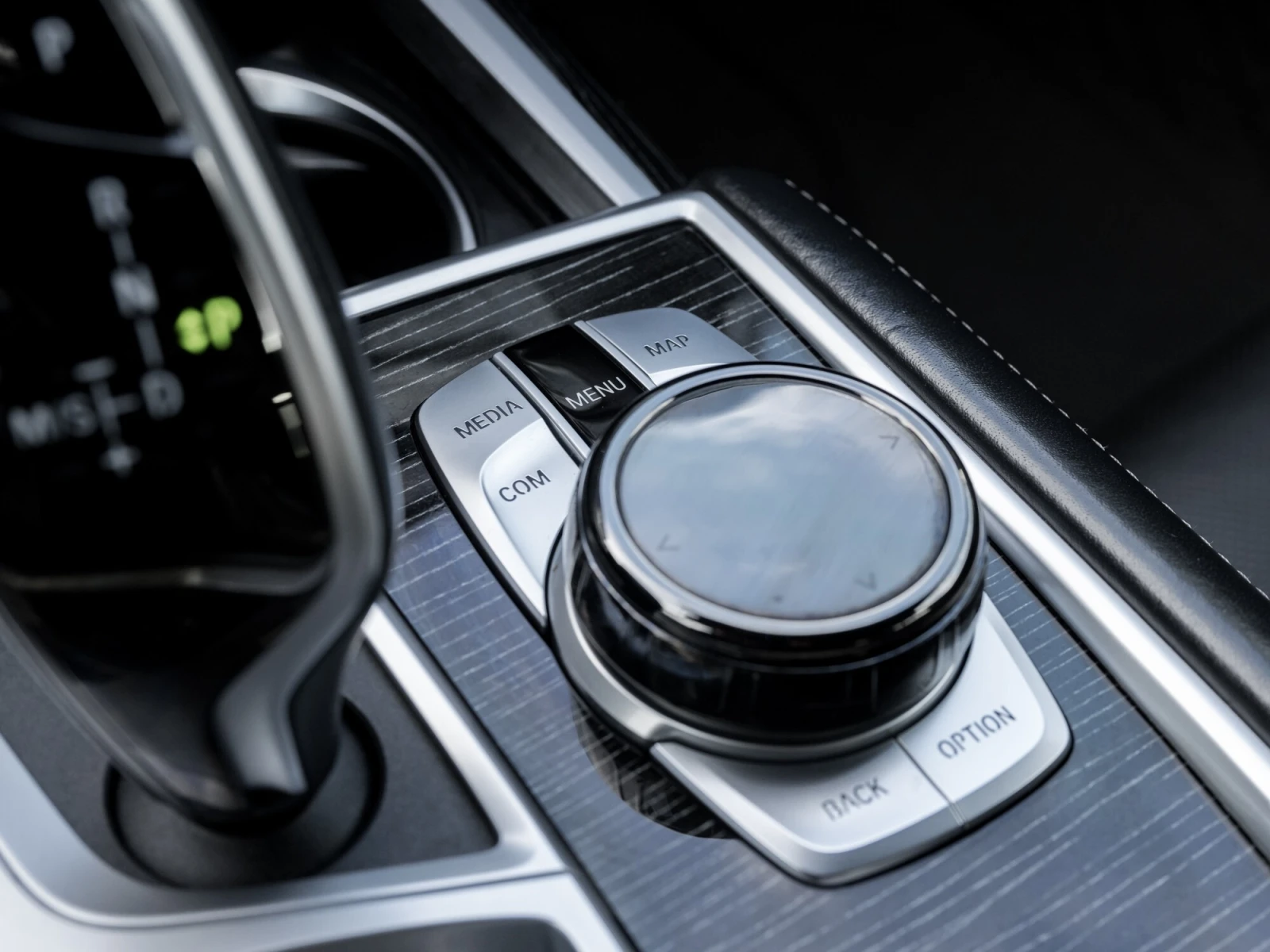 BMW 750 xDrive, � �����������&���� ������ | Mobile.bg � ����������� 11