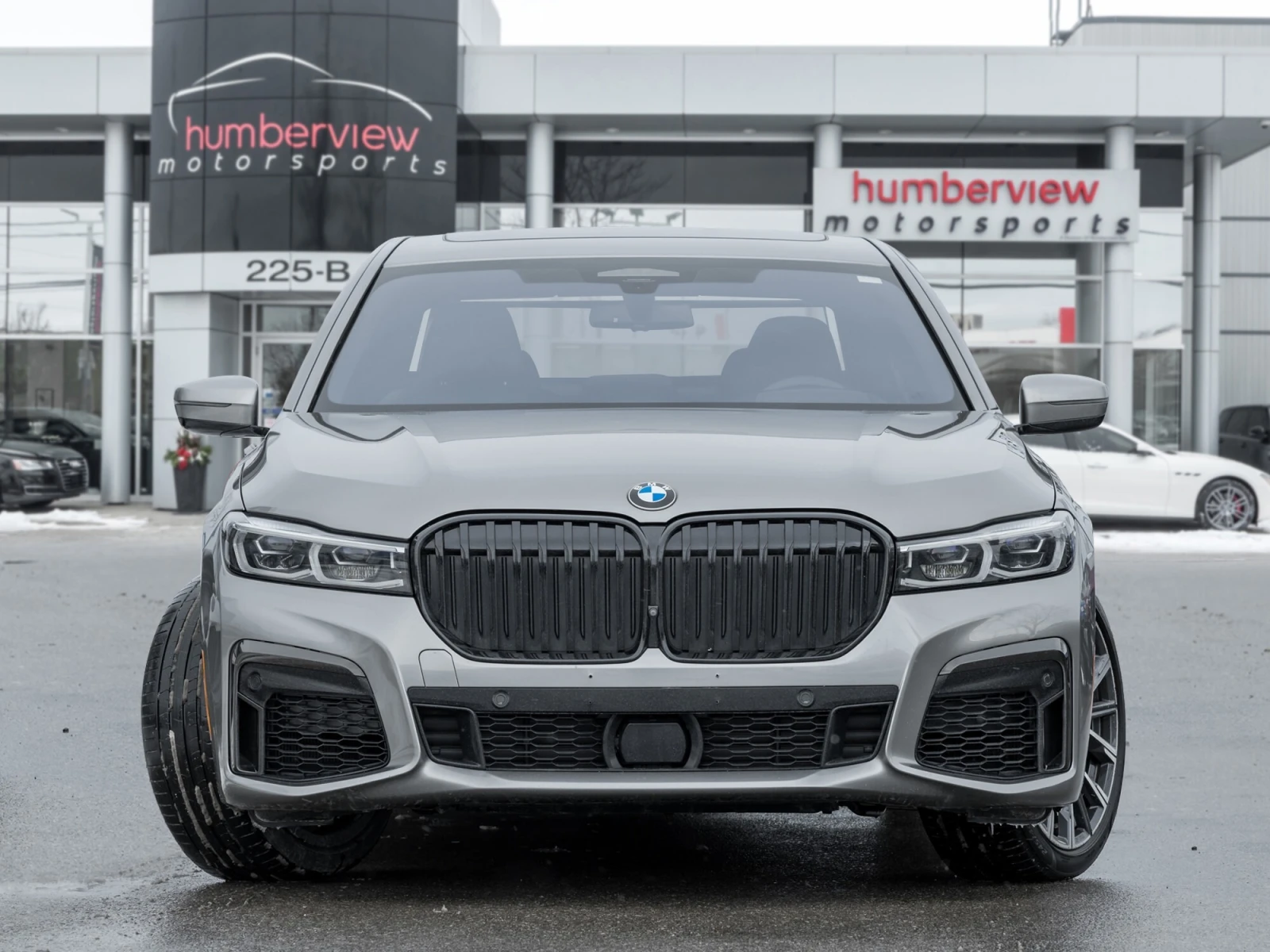 BMW 750 xDrive, С РЕГИСТРАЦИЯ&АВТО КРЕДИТ - изображение 2