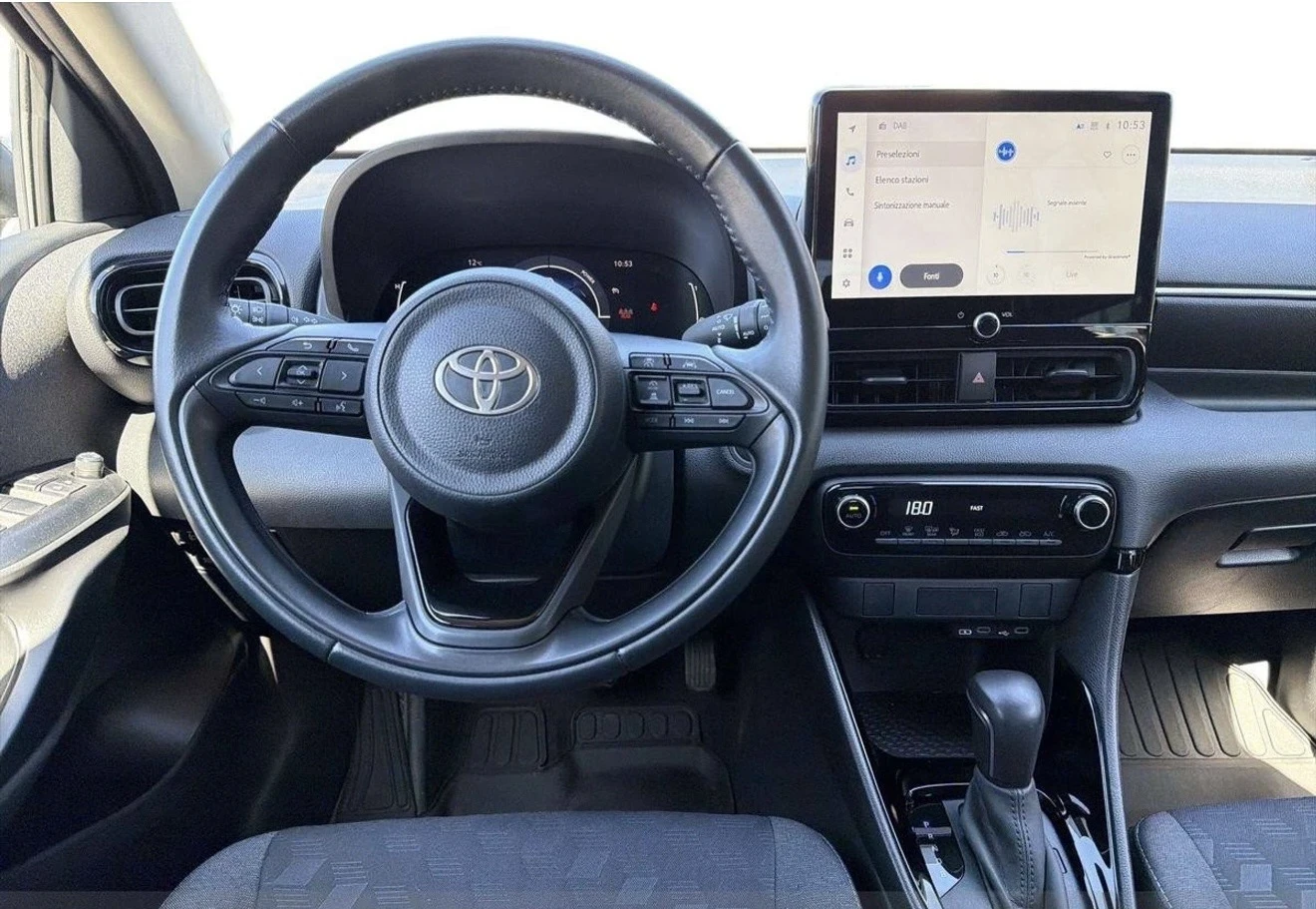Toyota Yaris 1.5 hybrid 2024.� | Mobile.bg � ����������� 5