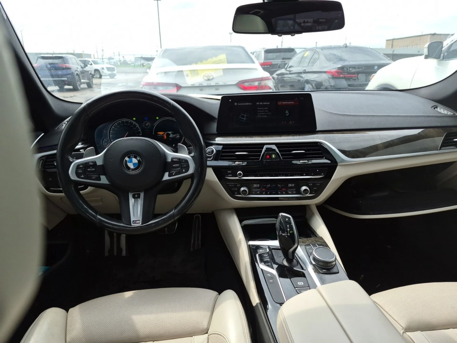 BMW 540 xDrive* 360* MPACK* АвтоКредит* (ЦЕНА ДО БГ), снимка 10 - Автомобили и джипове - 54478546