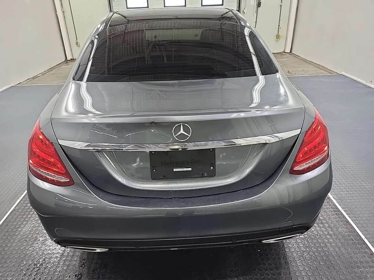Mercedes-Benz C 300 * CARFAX * ЦЕНА ДО БГ, снимка 4 - Автомобили и джипове - 54727719