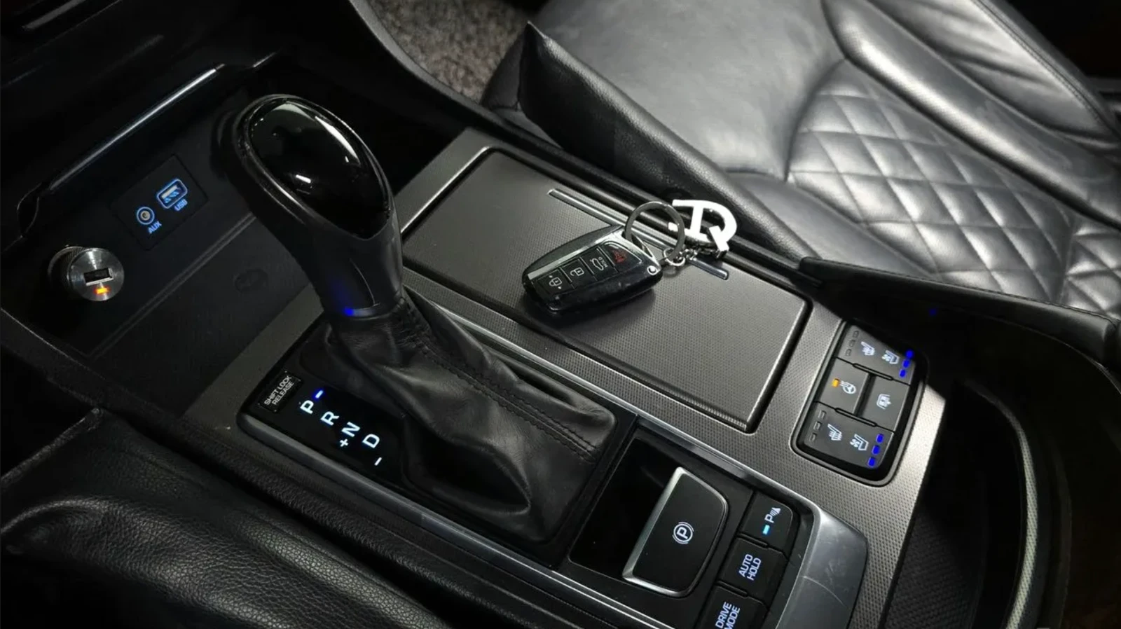 Hyundai Grandeur G330 PREMIUM, снимка 9 - Автомобили и джипове - 55059959