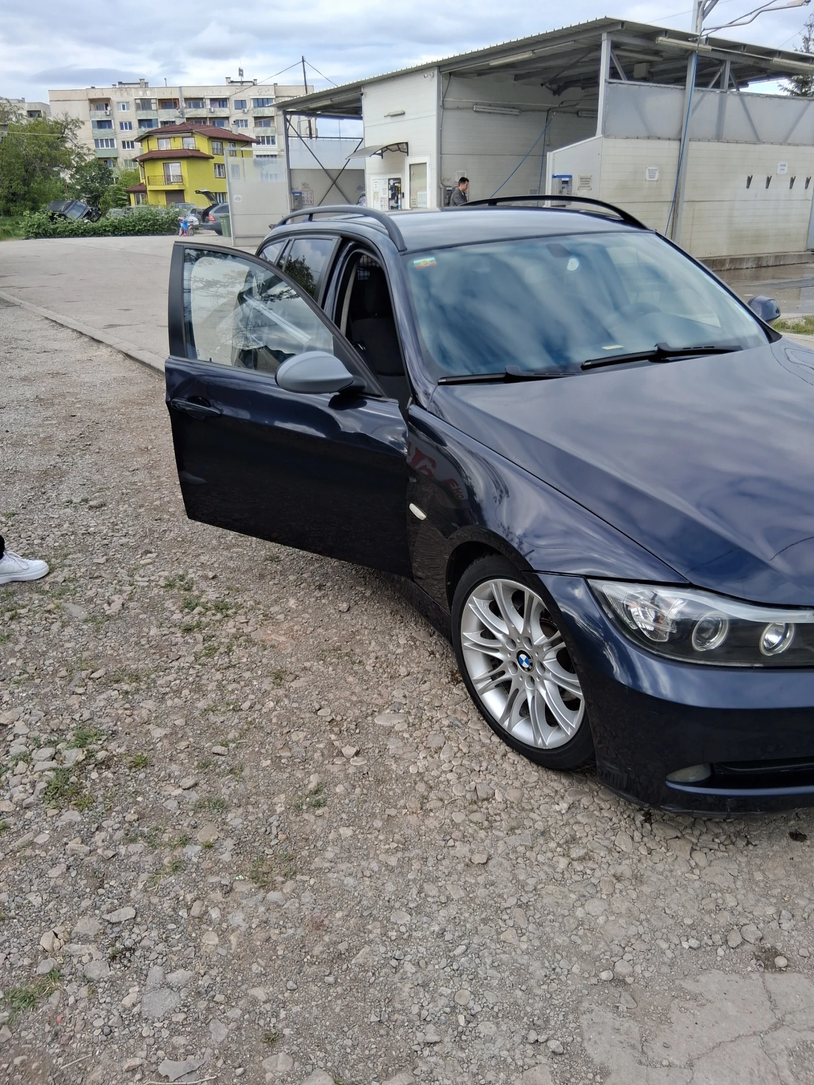 BMW 320, снимка 3 - Автомобили и джипове - 55124322