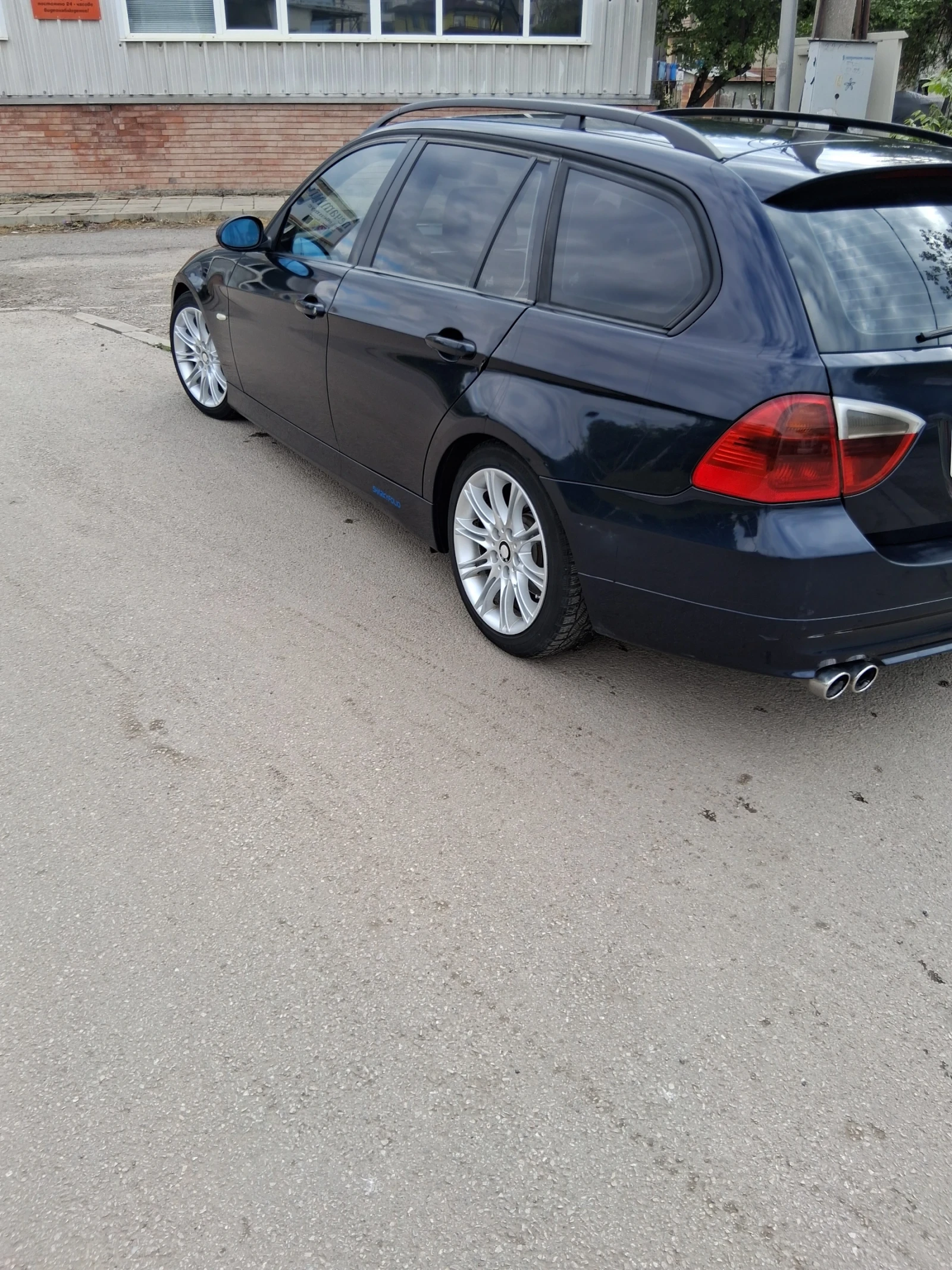 BMW 320, снимка 5 - Автомобили и джипове - 55124322