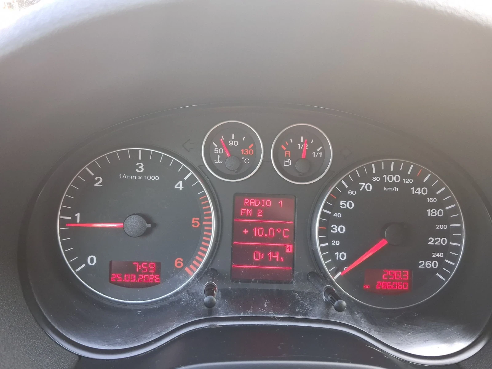 Audi A3 2.0 140 к.с. пълен S line пакет, снимка 5 - Автомобили и джипове - 55361897