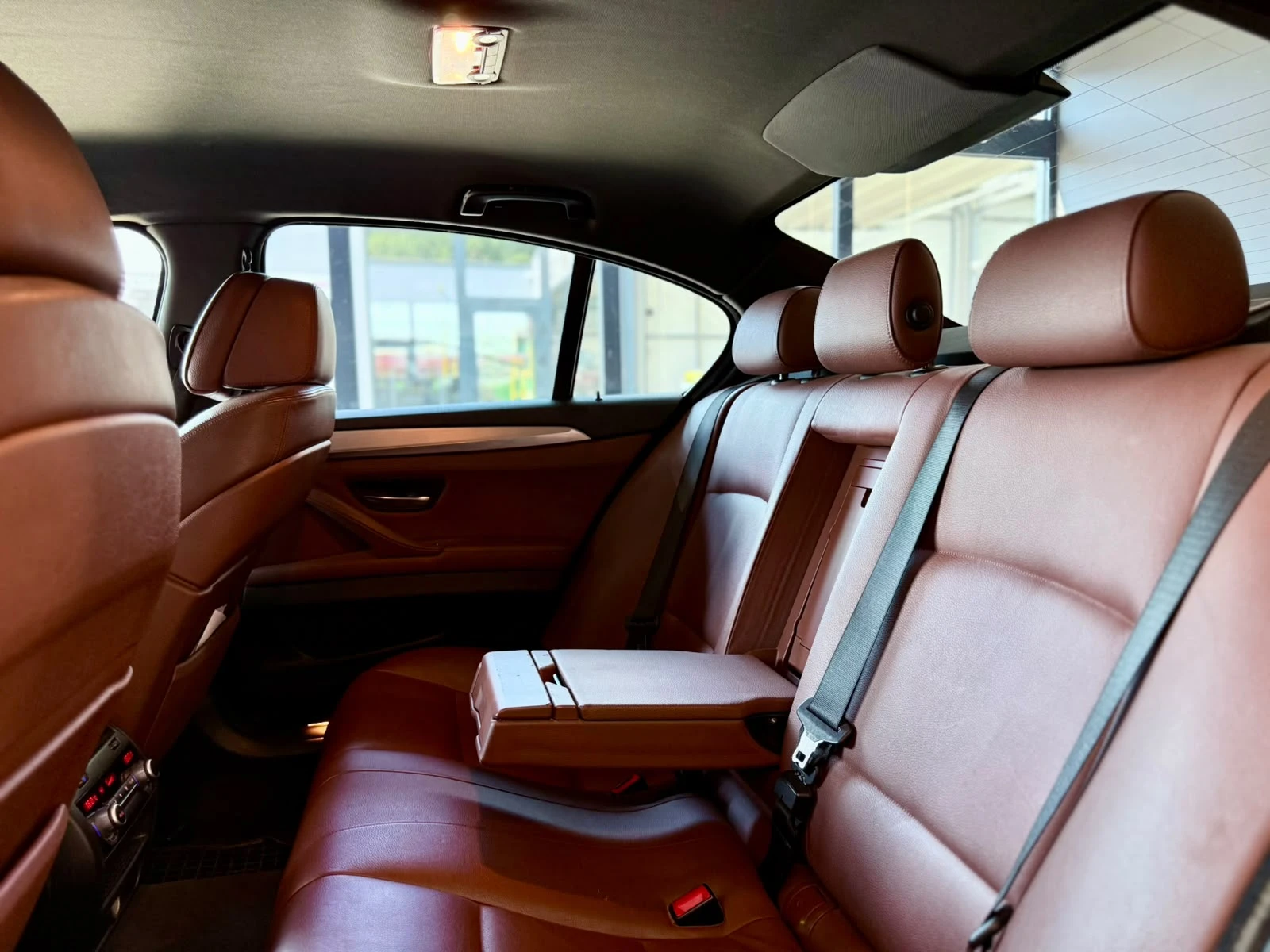 BMW 530 M Paket* H&U* Подгрев* ЛИЗИНГ, снимка 15 - Автомобили и джипове - 55575550