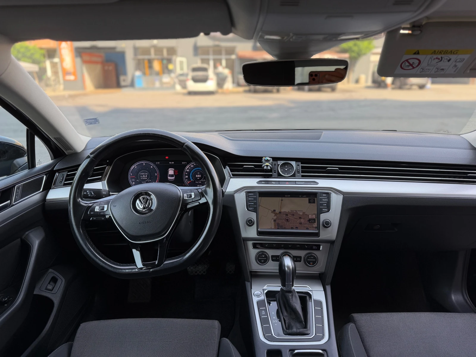 VW Passat, снимка 9 - Автомобили и джипове - 55768223