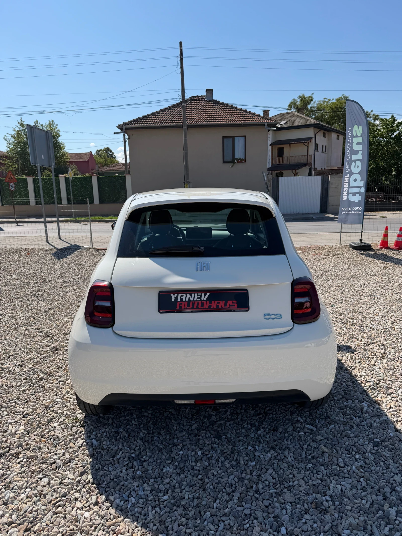 Fiat 500e 42KWh / Carplay / �������� �� 2031 | Mobile.bg � ����������� 6
