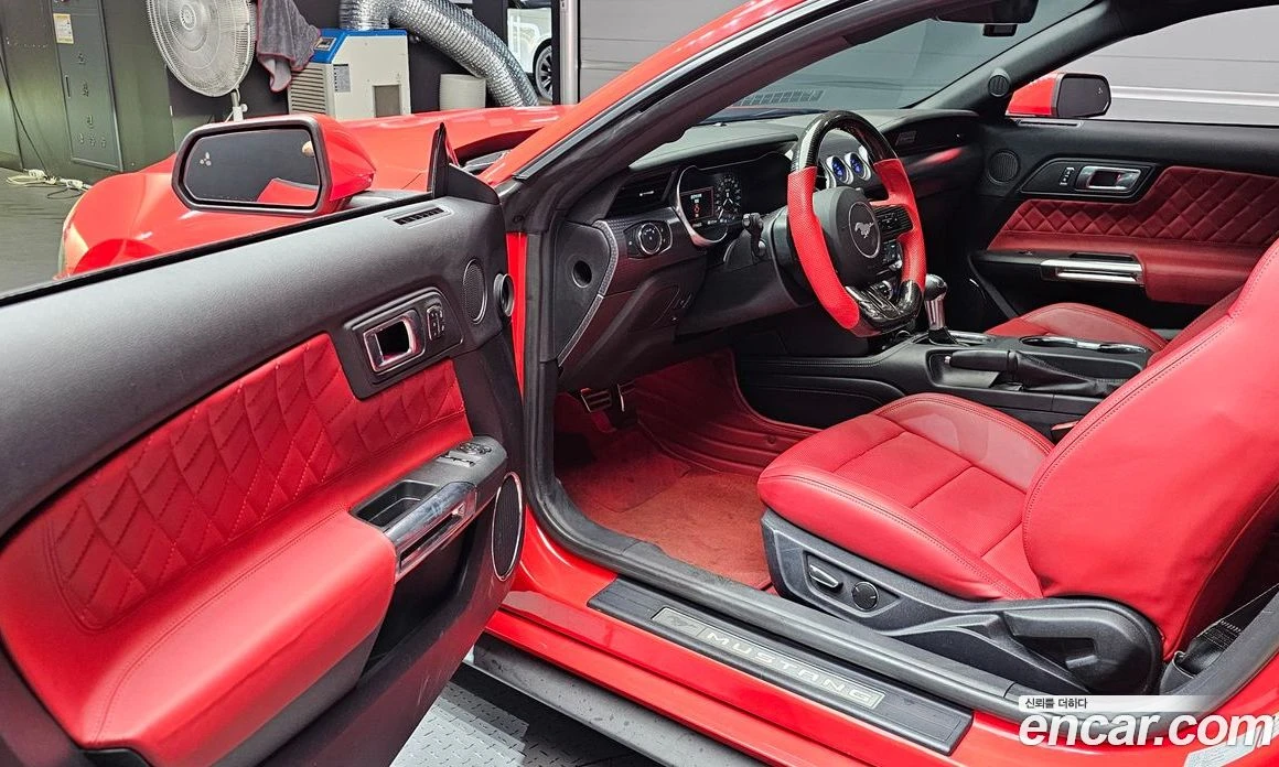 Ford Mustang GT Coupe, снимка 10 - Автомобили и джипове - 56122014