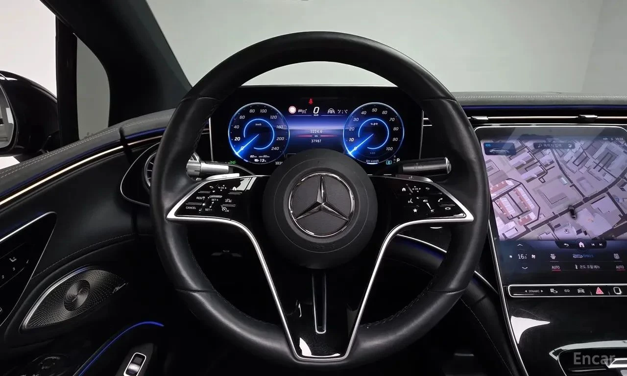 Mercedes-Benz EQS, снимка 12 - Автомобили и джипове - 56689256