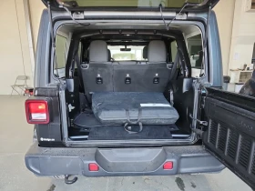Jeep Wrangler * SAHARA * CARFAX *  | Mobile.bg    14