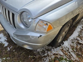 Jeep Compass - 3500 € / 6845.40 лв. - 70701105 8