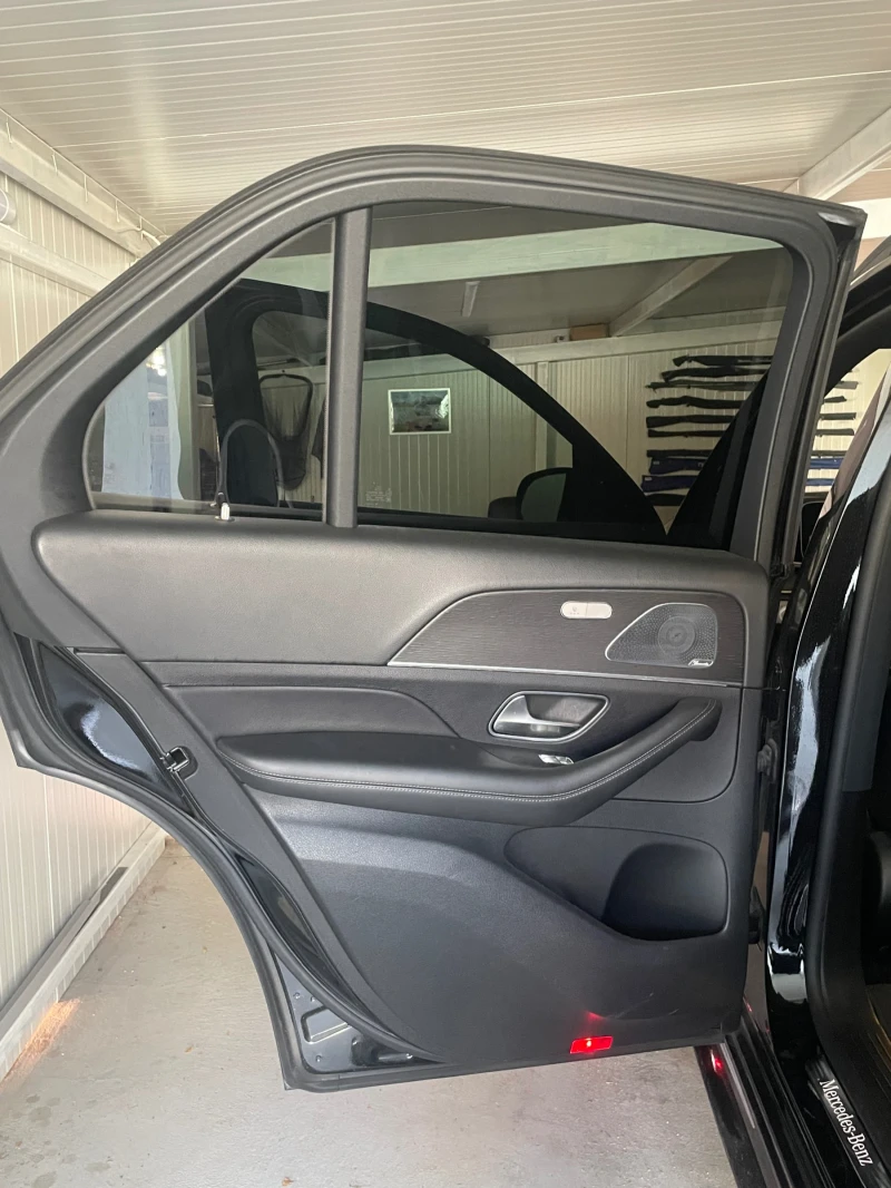 Mercedes-Benz GLE 400, снимка 8 - Автомобили и джипове - 52517611