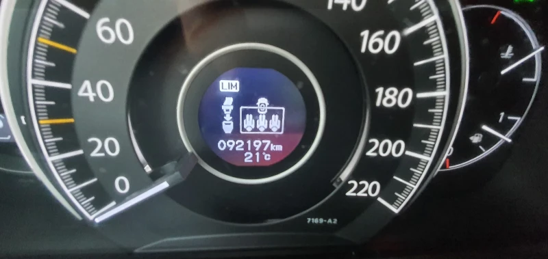 Honda Cr-v 1.6 i-DTEC 4WD 9AT ELEGANCE NAVI 92хил.км., снимка 11 - Автомобили и джипове - 52522130