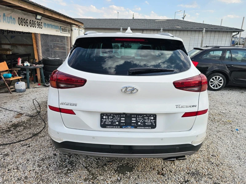 Hyundai Tucson 1.6 CRDI Facelift, снимка 3 - Автомобили и джипове - 52671389