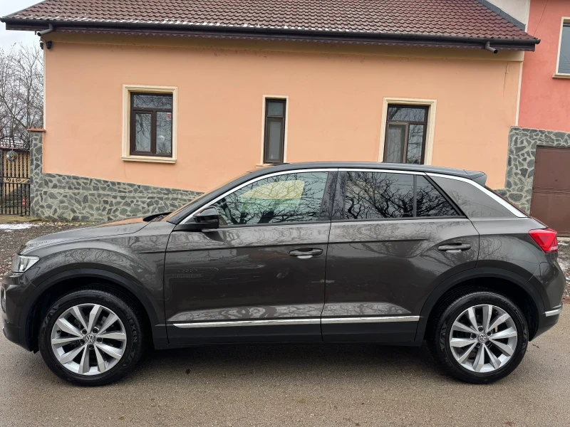 VW T-Roc, снимка 2 - Автомобили и джипове - 53057256