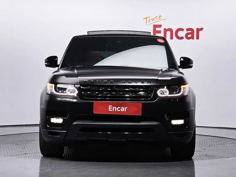 Land Rover Range Rover Sport 3.0, снимка 3 - Автомобили и джипове - 54500076