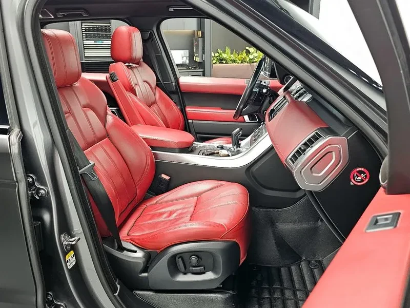 Land Rover Range Rover Sport 3.0, снимка 10 - Автомобили и джипове - 54500076