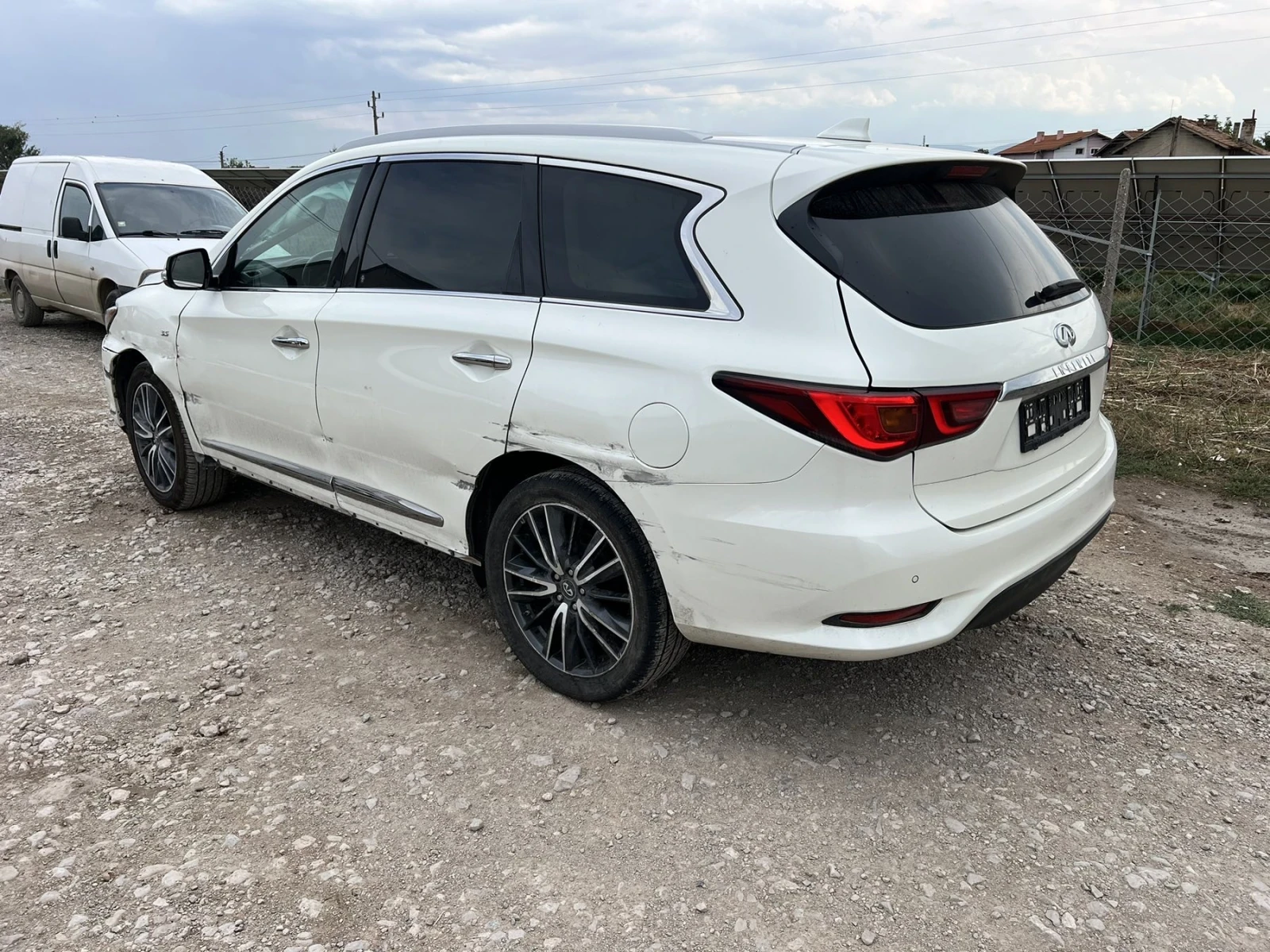 Infiniti QX60 3.5i - изображение 3