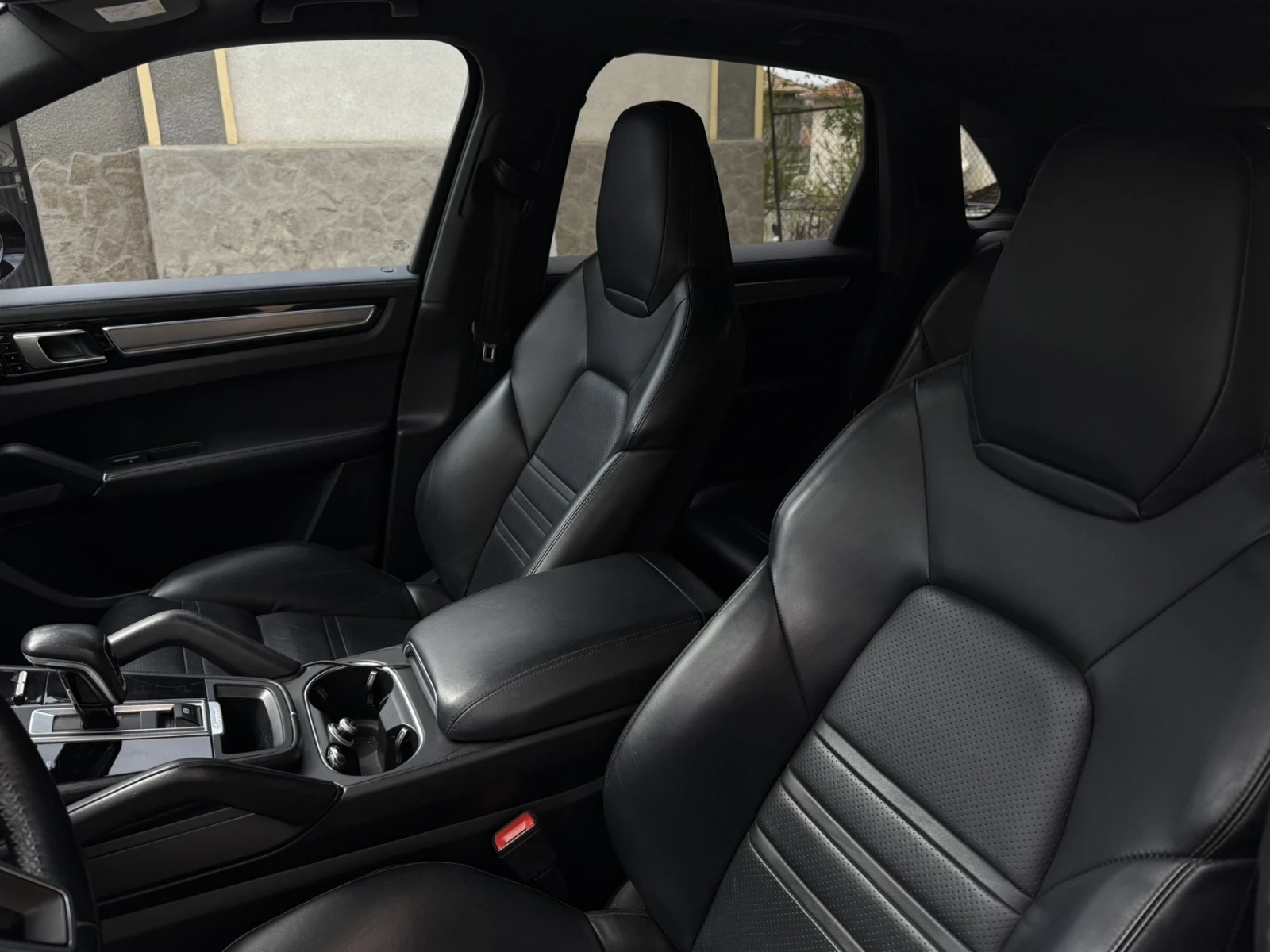 Porsche Cayenne  - изображение 9