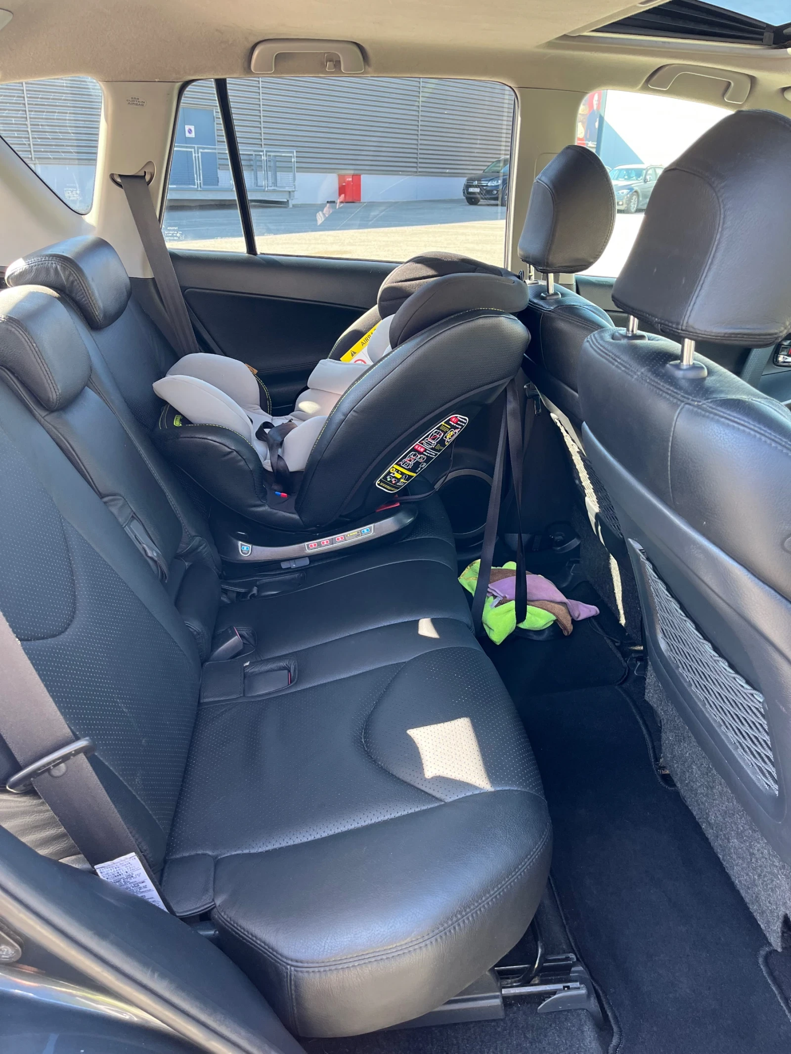 Toyota Rav4 2.2 - изображение 8